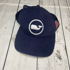 Vineyard Vines hat blue and withe